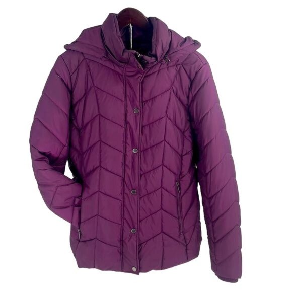 St. John's Bay Jackets & Blazers - St Johns Bay‎ Winter Jacket.  Size L.